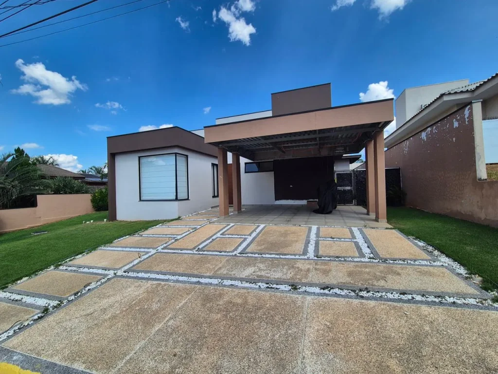CASA À VENDA NO CONDOMÍNIO JARDIM SANTA MÔNICA – ITU/SP