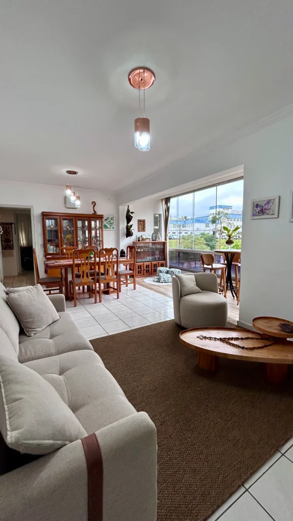 APARTAMENTO À VENDA EM SÃO ROQUE-SP